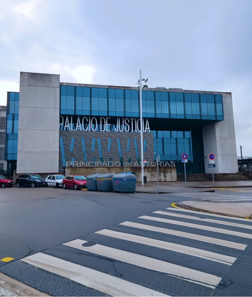 Palacio de Justicia para Abogados en Gijón